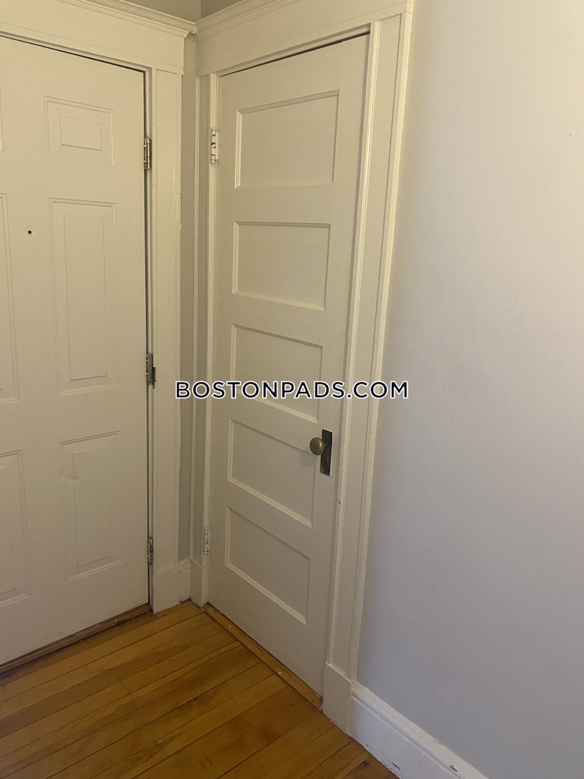 Boston - $2,250 /month