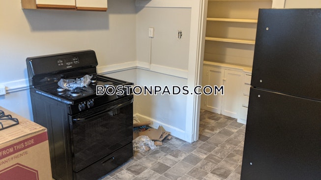 Brookline - $3,525 /mo