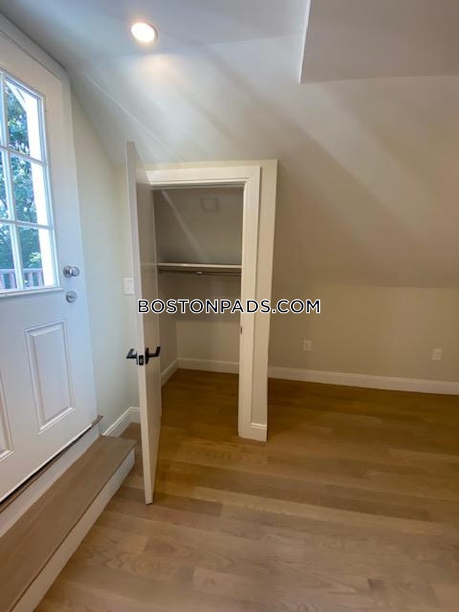 Boston - $3,800 /mo