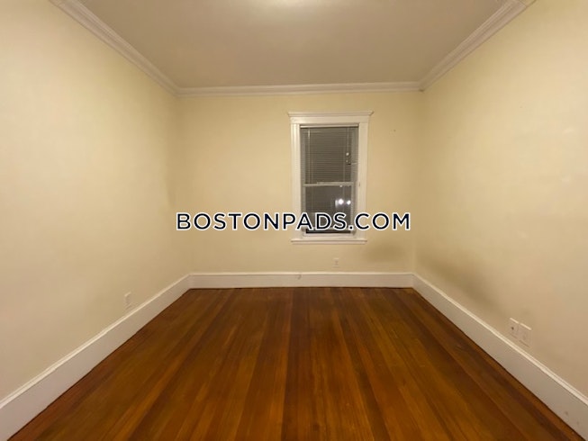 Boston - $3,695 /mo