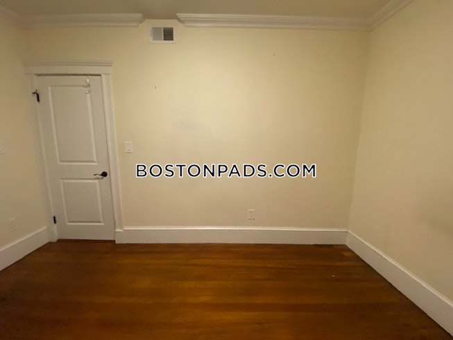 Boston - $3,695 /mo