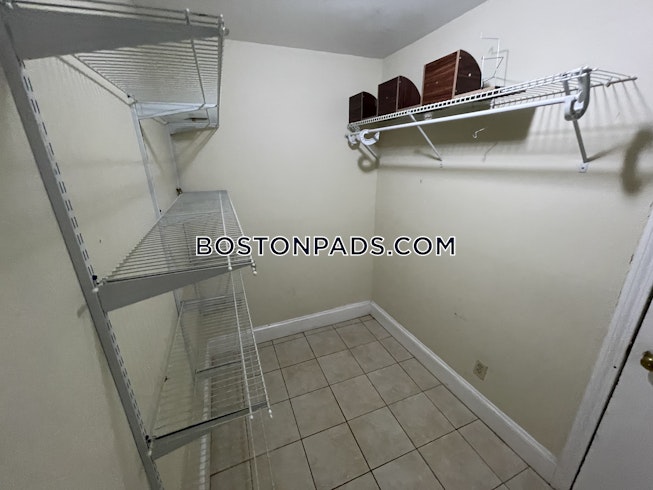 Boston - $2,675 /mo