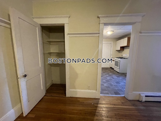 Boston - $3,050 /mo