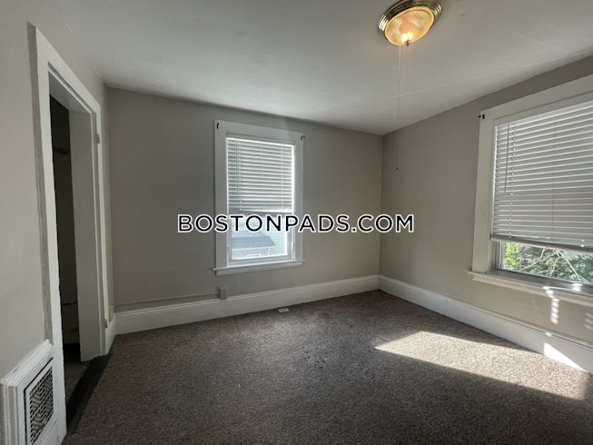 Boston - $3,325 /mo