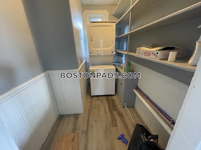 Boston - $2,200 /mo