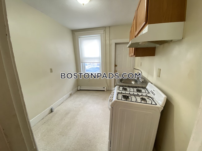 Boston - $2,025 /mo