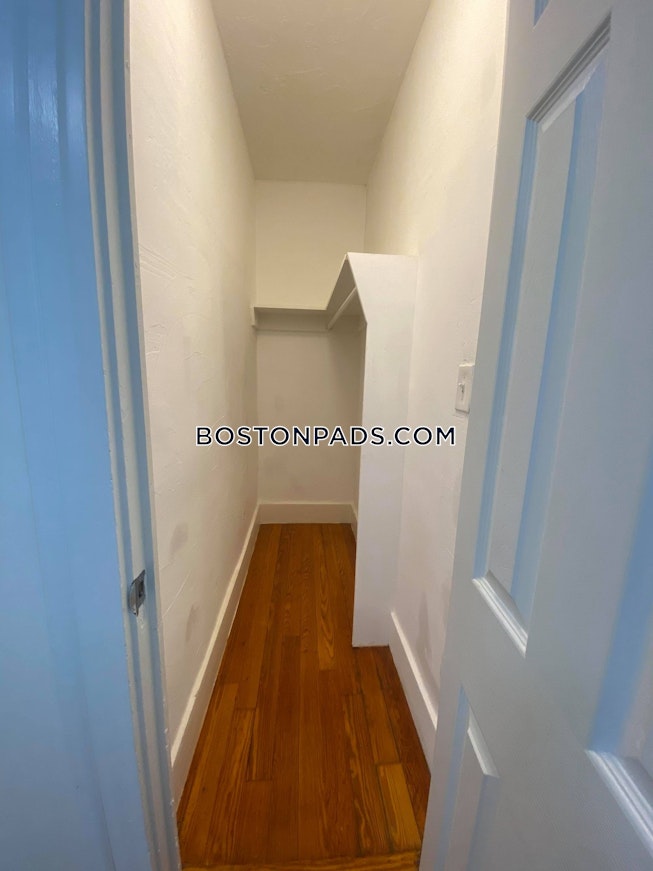 Somerville - $4,000 /mo