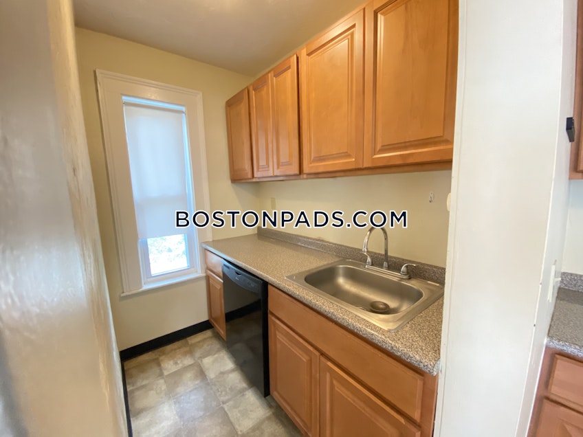 Boston - $2,195 /month