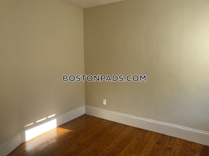 Boston - $2,795 /month