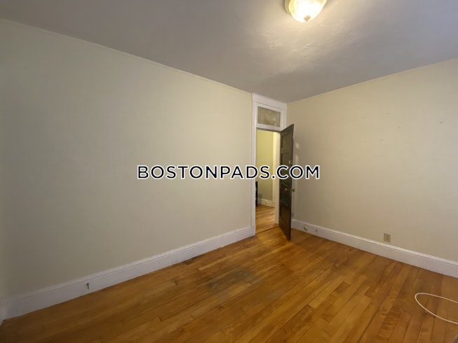 Boston - $2,575 /mo