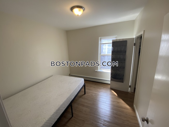 Boston - $2,800 /mo