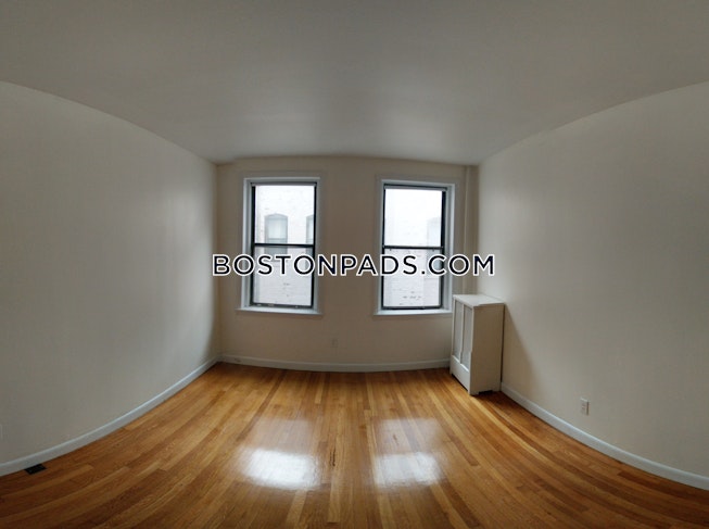 Boston - $3,375 /mo