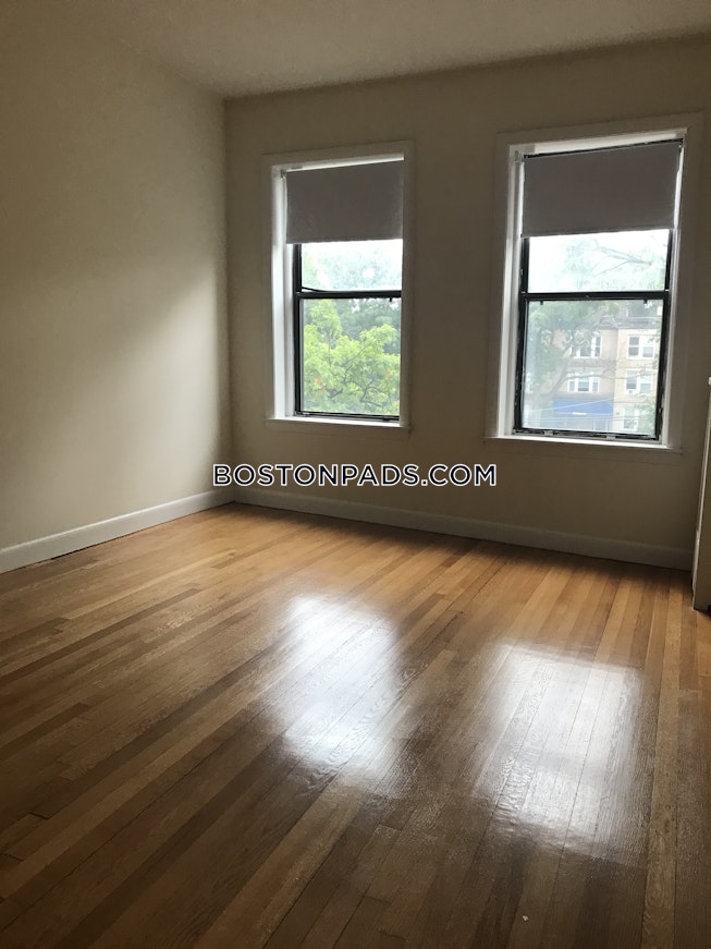 Boston - $3,375 /mo