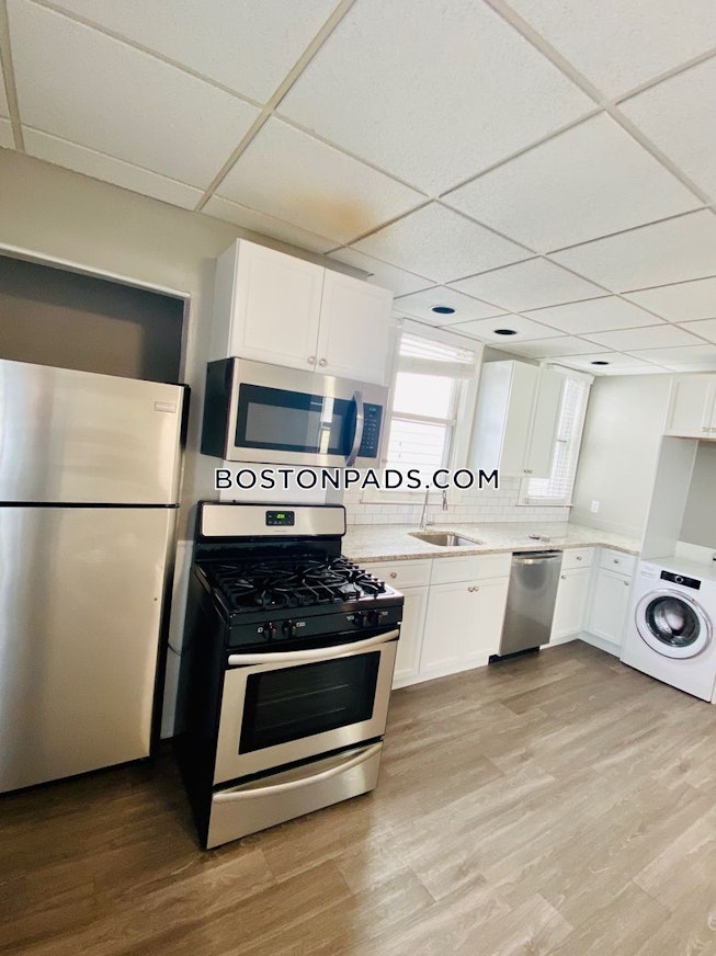 Boston - $2,300 /mo