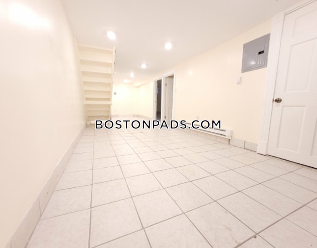 Boston - $2,750 /mo