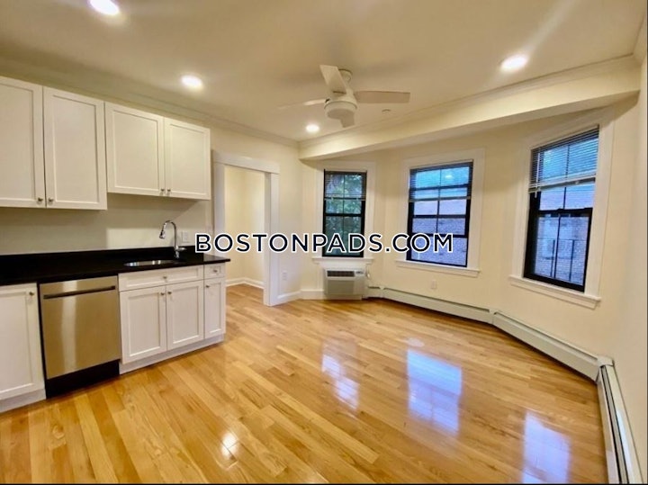 newton-1-bed-1-bath-chestnut-hill-2700-4569896 