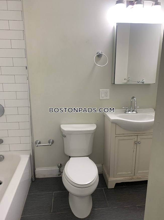 Boston - $3,350 /mo