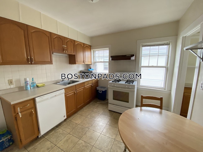 Boston - $3,000 /mo