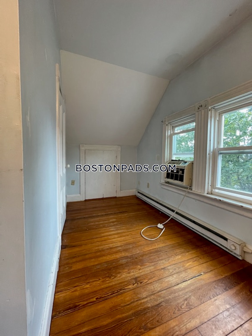 Boston - $2,000 /month