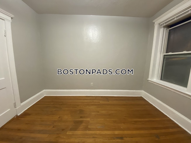 Boston - $3,000 /mo