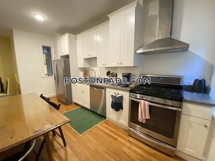 Boston - $4,550 /month