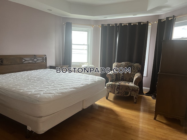 Boston - $5,500 /mo