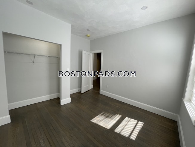 Boston - $3,600 /mo