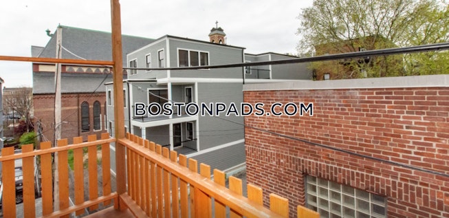 Boston - $7,000 /mo