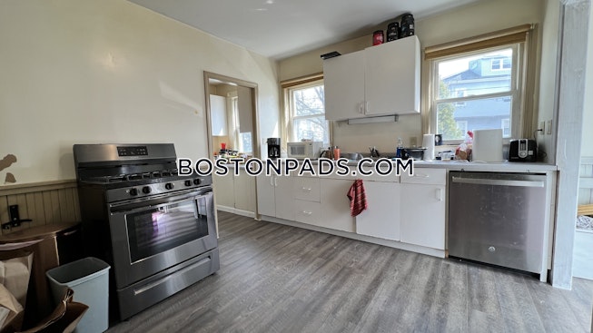 Somerville - $3,750 /mo