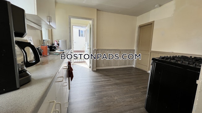 Somerville - $3,750 /mo