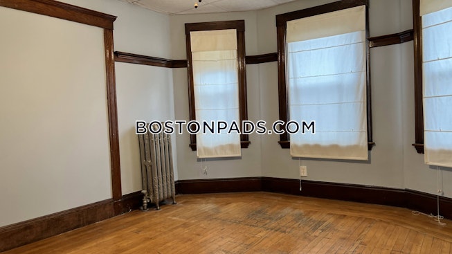 Somerville - $3,750 /mo