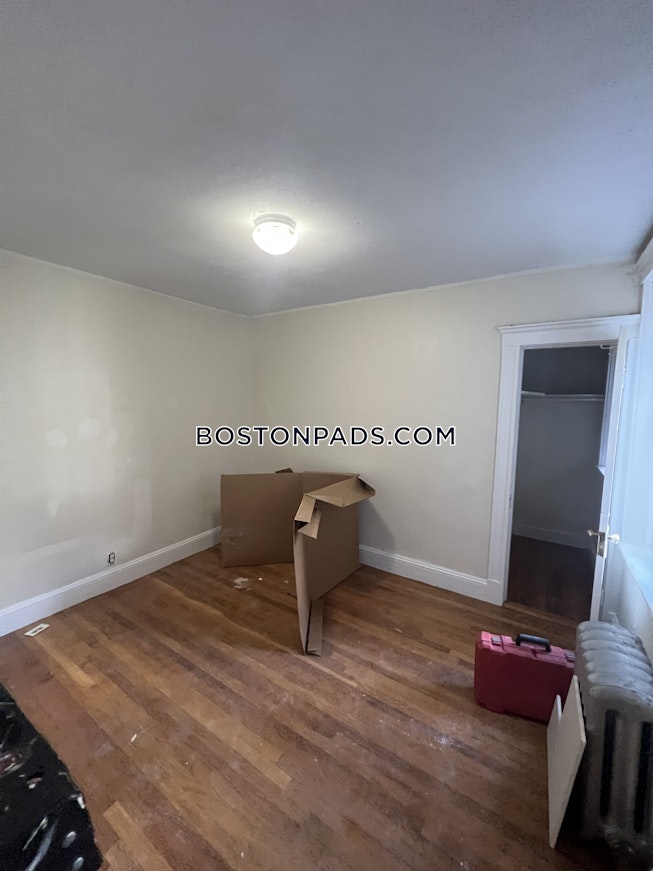 Boston - $3,195 /mo