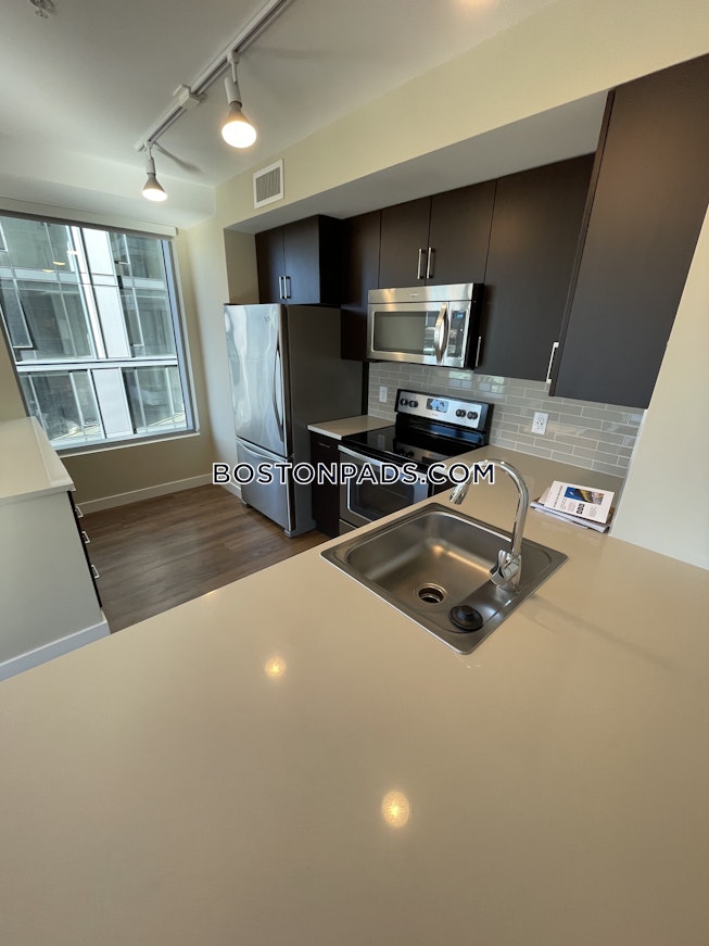 Boston - $6,445 /mo