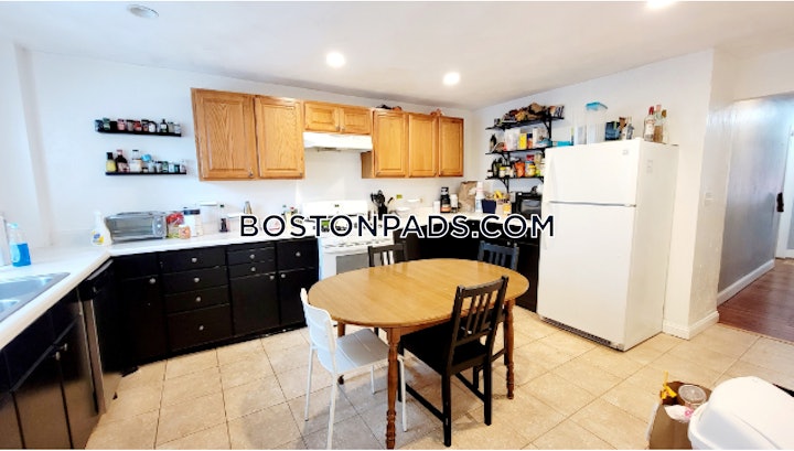somerville-apartment-for-rent-12-bedrooms-4-baths-tufts-15000-4634831 