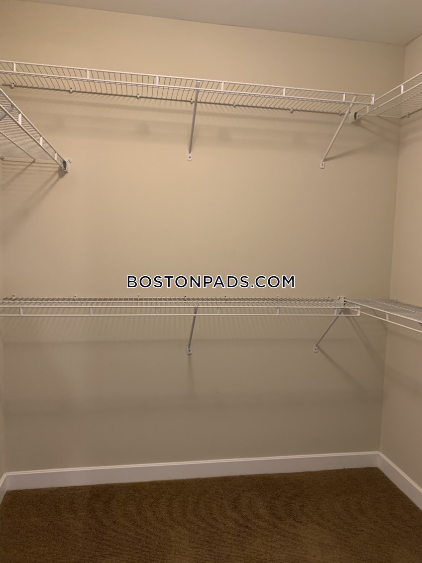Boston - $4,970 /month