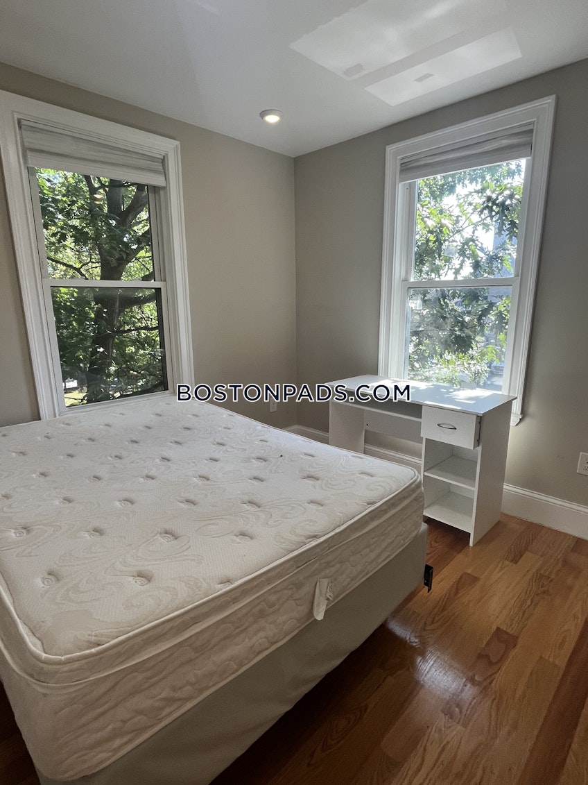 Boston - $9,000 /month