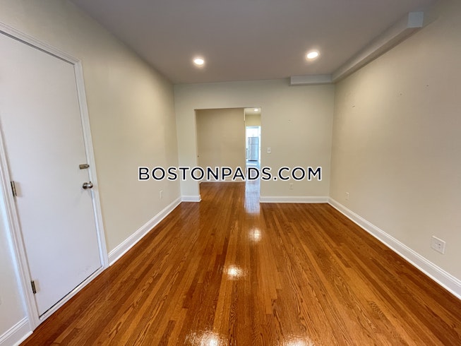 Boston - $2,795 /mo