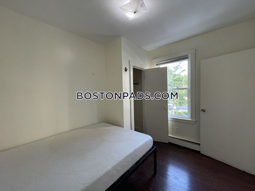 Boston - $4,350 /month