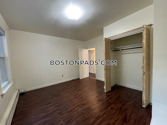 Boston - $4,250 /mo