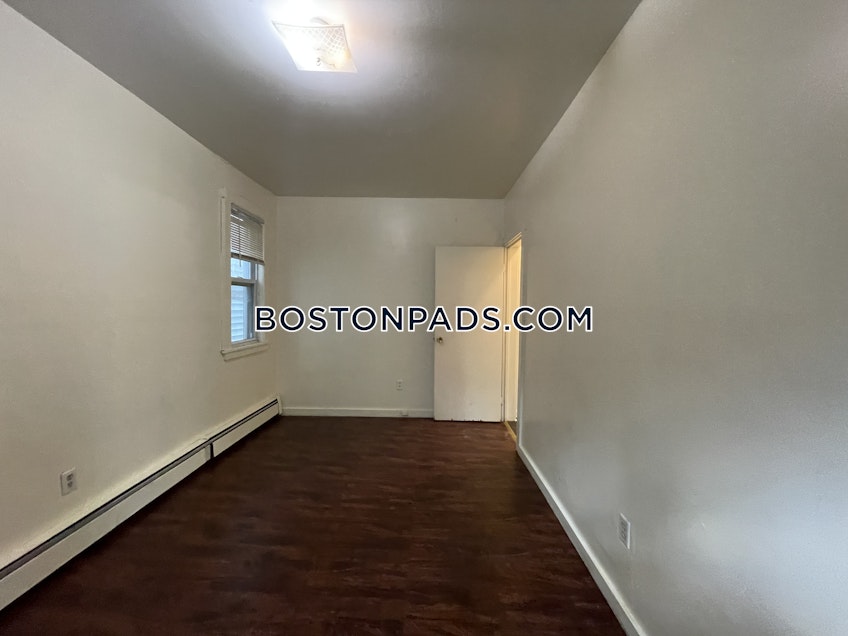 Boston - $4,350 /month