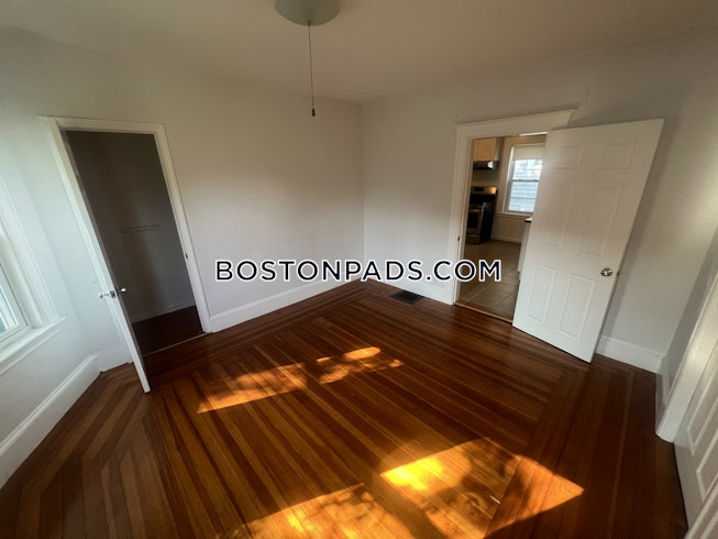 Somerville - $3,200 /mo