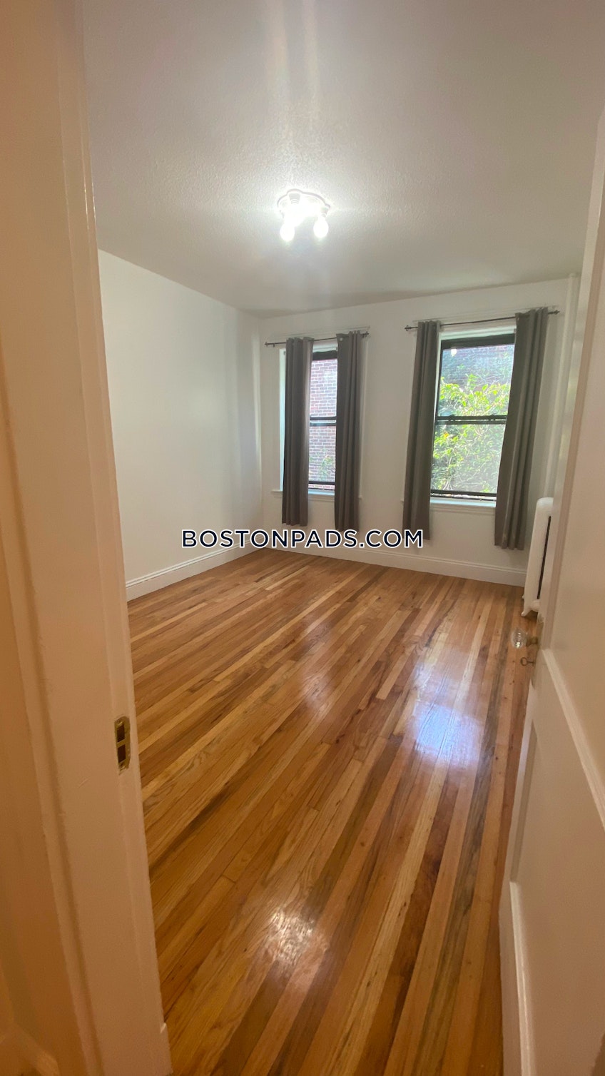 Boston - $2,350 /month