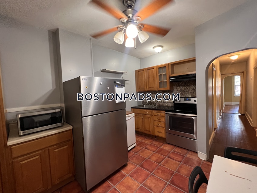 Boston - $3,575 /month