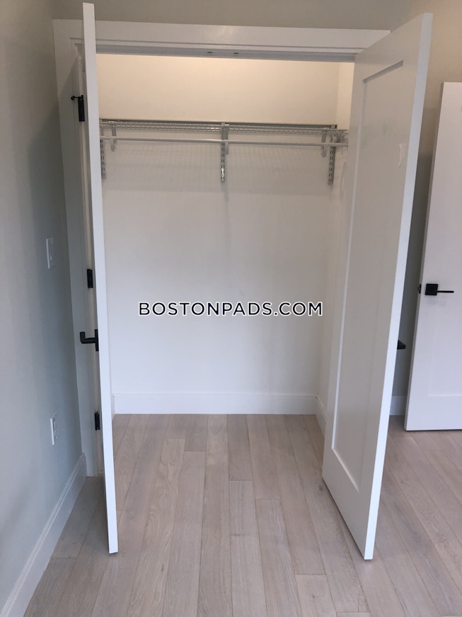 Boston - $3,295 /mo