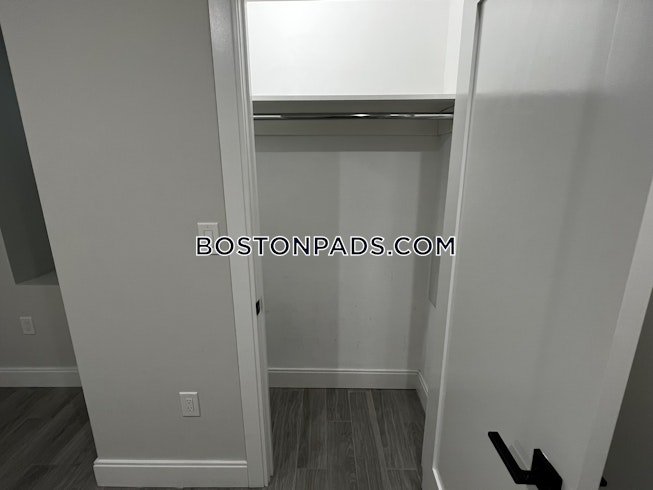 Boston - $3,575 /mo