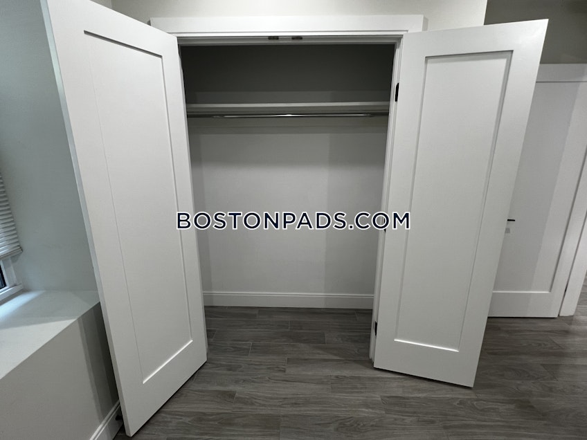 Boston - $3,595 /month