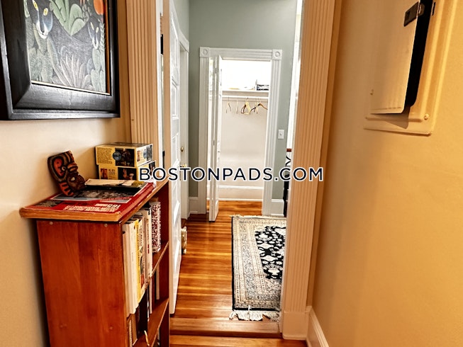 Boston - $5,500 /mo