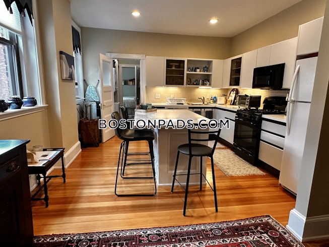 Boston - $5,500 /mo