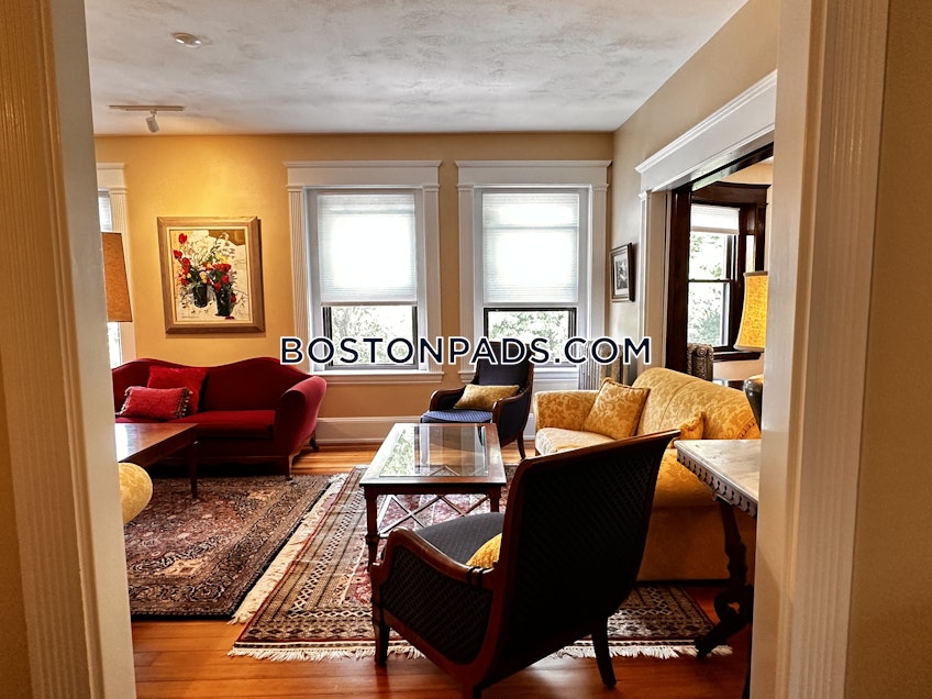 Boston - $5,500 /month