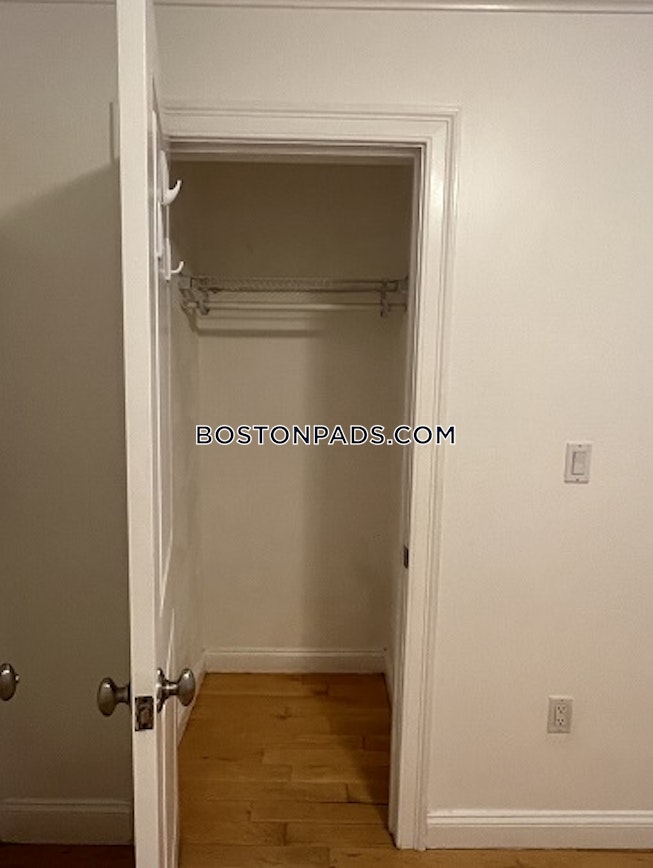 Boston - $3,800 /mo